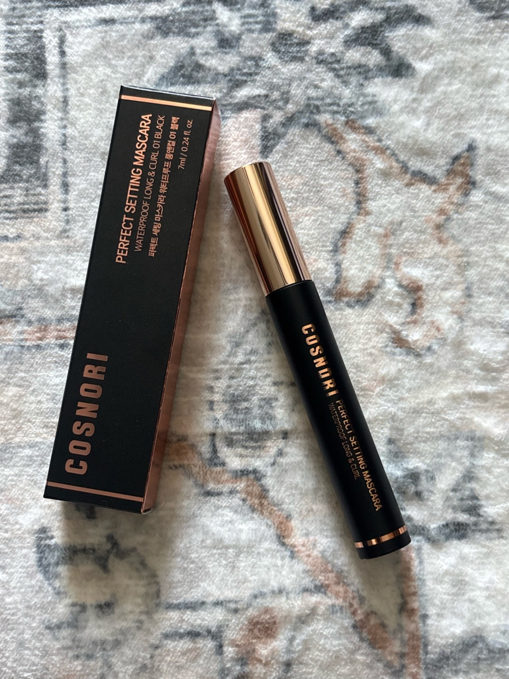 Cosnori Perfect Setting Mascara – Black with Rose Gold Cap